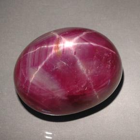 57,98 ctw natürlicher roter Stern-Rubin, Oval Schliff, Lichtundurchlässig