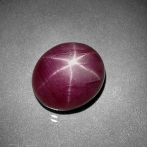7,15 ctw natürlicher roter Stern-Rubin, Oval Schliff, Lichtundurchlässig