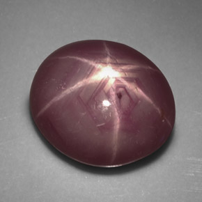 5,80 ctw natürlicher roter Stern-Rubin, Oval Schliff, Lichtundurchlässig