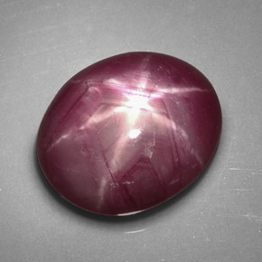 4,75 ctw natürlicher roter Stern-Rubin, Oval Schliff, Lichtundurchlässig