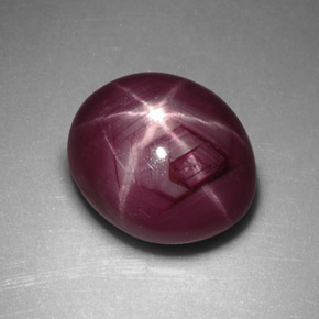 3,70 ctw natürlicher roter Stern-Rubin, Oval Schliff, Lichtundurchlässig