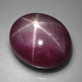 5,68 ctw natürlicher roter Stern-Rubin, Oval Schliff, Lichtundurchlässig