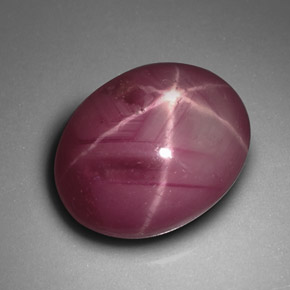 4,09 ctw natürlicher roter Stern-Rubin, Oval Schliff, Lichtundurchlässig