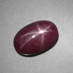 1,62 ctw natürlicher roter Stern-Rubin, Oval Schliff, Lichtundurchlässig