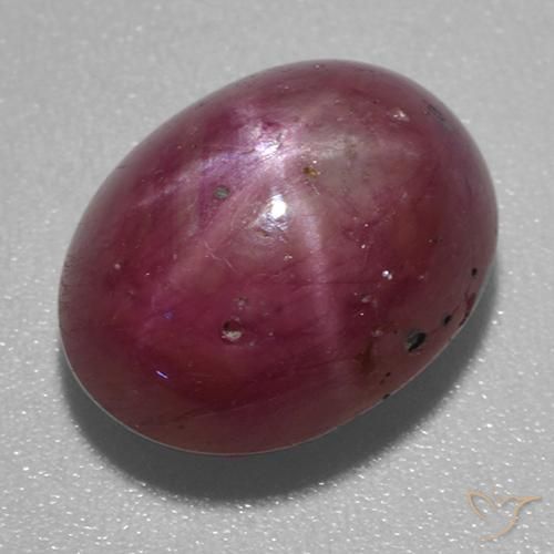 6.58ct Natürlicher rötlich-lila Sternrubin, Oval, Lichtundurchlässig