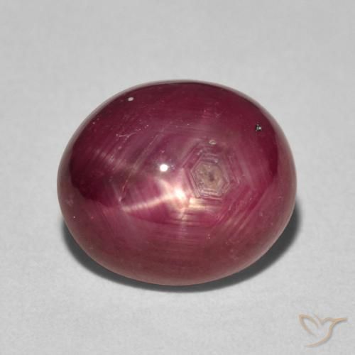 5.39ct Natürlicher Mittelrot Sternrubin, Oval, Lichtundurchlässig