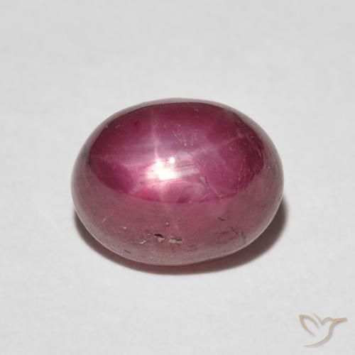 4.20ct Natürlicher Mittelrot Sternrubin, Oval, Lichtundurchlässig