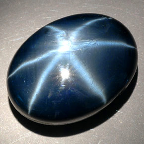 81,27 ctw natürlicher blauer Stern-Saphir, Oval Schliff, Lichtundurchlässig