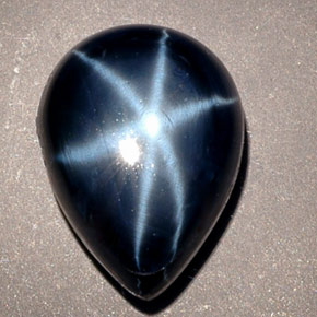 8,38 ctw natürlicher blauer Stern-Saphir, Birnenform, Lichtundurchlässig
