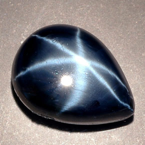 8,38 ctw natürlicher blauer Stern-Saphir, Birnenform, Lichtundurchlässig