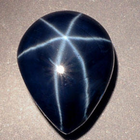 7,89 ctw natürlicher blauer Stern-Saphir, Birnenform, Lichtundurchlässig
