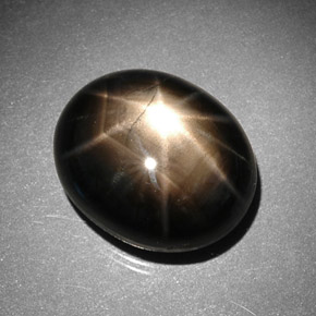 11,43 ctw natürlicher schwarzer Stern-Saphir, Oval Schliff, Lichtundurchlässig