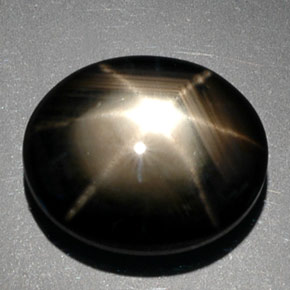 9,39 ctw natürlicher schwarzer Stern-Saphir, Oval Schliff, Lichtundurchlässig