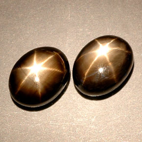  ct natürliche schwarzer Stern-Saphir-Edelsteine, Oval Schliff, Lichtundurchlässig