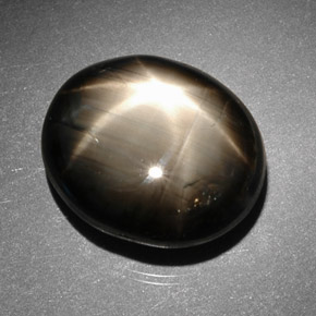 17,16 ctw natürlicher schwarzer Stern-Saphir, Oval Schliff, Lichtundurchlässig