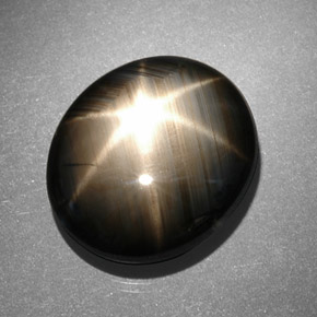 13,06 ctw natürlicher schwarzer Stern-Saphir, Oval Schliff, Lichtundurchlässig