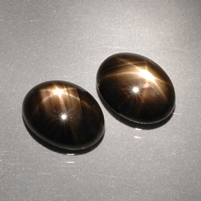  ct natürliche Schwarz Sternsaphir-Edelsteine, Oval Schliff, Lichtundurchlässig