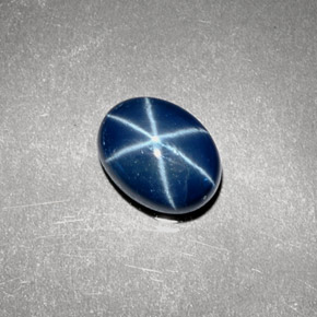 2,10 ctw natürlicher blauer Stern-Saphir, Oval Schliff, Lichtundurchlässig