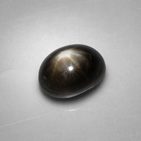 2,48 ctw natürlicher schwarzer Stern-Saphir, Oval Schliff, Lichtundurchlässig