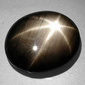 9,26 ctw natürlicher schwarzer Stern-Saphir, Oval Schliff, Lichtundurchlässig