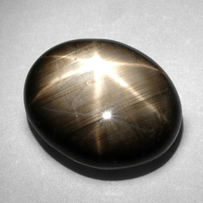 10,83 ctw natürlicher schwarzer Stern-Saphir, Oval Schliff, Lichtundurchlässig