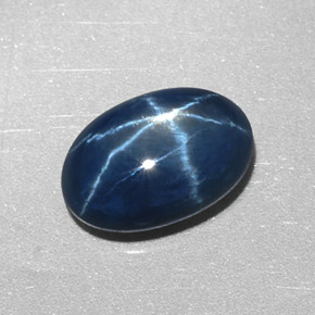 2,55 ctw natürlicher blauer Stern-Saphir, Oval Schliff, Lichtundurchlässig