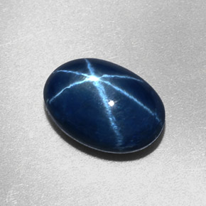 2,27 ctw natürlicher blauer Stern-Saphir, Oval Schliff, Lichtundurchlässig
