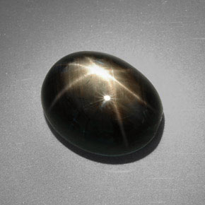 9,85 ctw natürlicher schwarzer Stern-Saphir, Oval Schliff, Lichtundurchlässig