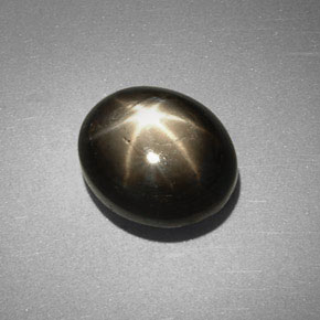 6,38 ctw natürlicher schwarzer Stern-Saphir, Oval Schliff, Lichtundurchlässig
