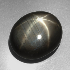 27,29 ctw natürlicher schwarzer Stern-Saphir, Oval Schliff, Lichtundurchlässig