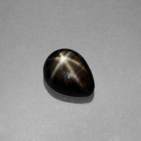 1,79 ctw natürlicher schwarzer Stern-Saphir, Birnenform, Lichtundurchlässig