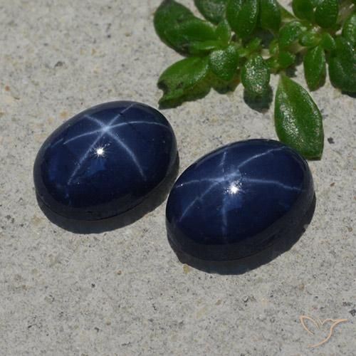 2.50ctw Natürlicher tiefblau Sternsaphir, Oval, Lichtundurchlässig
