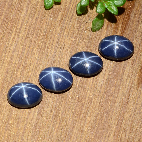 4.47 ct natürliche Navy blau Sternsaphir-Edelsteine, Oval Schliff, Lichtundurchlässig