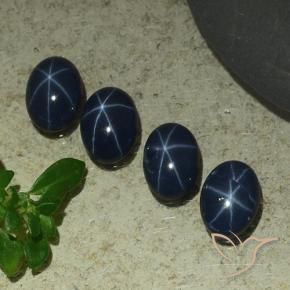 3.93 ct natürliche Tiefes Marineblau Sternsaphir-Edelsteine, Oval, Lichtundurchlässig