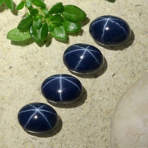 5.18ctw Natürlicher Tiefes Marineblau Sternsaphir, Oval, Lichtundurchlässig