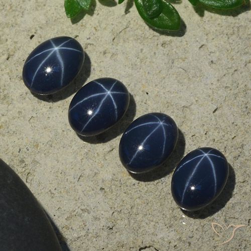 5.37ctw Natürlicher tiefblau Sternsaphir, Oval, Lichtundurchlässig