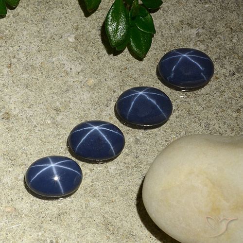3.43ctw Natürlicher tiefblau Sternsaphir, Oval, Lichtundurchlässig