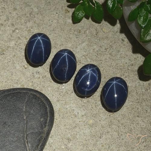 3.81ctw Natürlicher dunkelblau Sternsaphir, Oval, Lichtundurchlässig