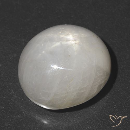 5.52ct Natürlicher Sehr helles Grau Sternsaphir, Oval, Lichtundurchlässig