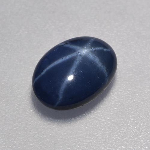 0,96 ctw natürlicher blauer Stern-Saphir, Oval Schliff, Lichtdurchlässig