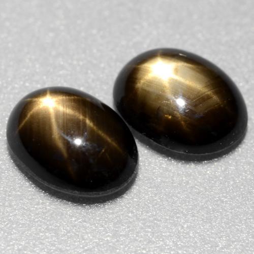 2.61 ct natürliche Schwarz Sternsaphir-Edelsteine, Oval Schliff, Lichtundurchlässig