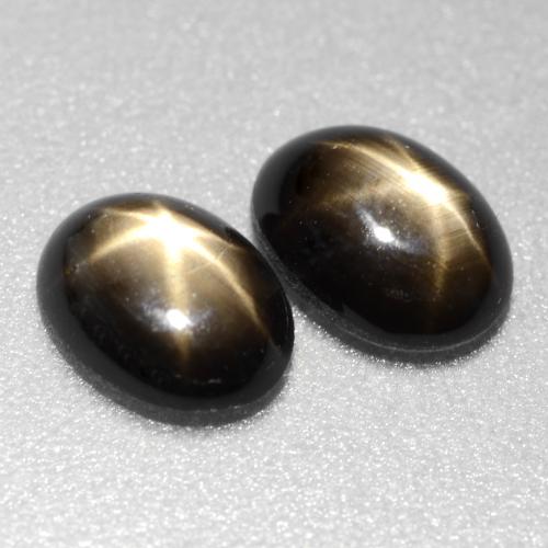 1,81 ct natürliche schwarzer Stern-Saphir-Edelsteine, Oval Schliff, Lichtundurchlässig