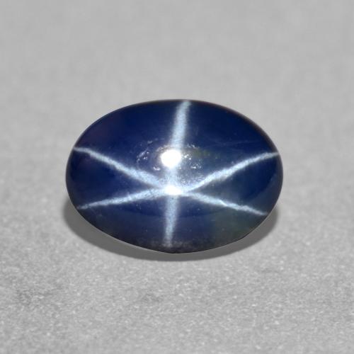 1,26 ctw natürlicher blauer Stern-Saphir, Oval Schliff, Lichtdurchlässig