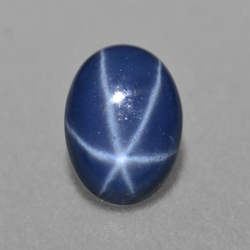 0,89 ctw natürlicher blauer Stern-Saphir, Oval Schliff, Lichtdurchlässig