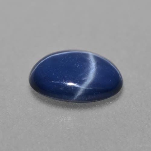 0,89 ctw natürlicher blauer Stern-Saphir, Oval Schliff, Lichtdurchlässig