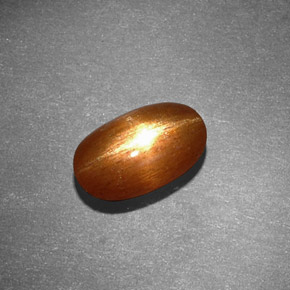 1,53 ctw natürlicher brauner Stern-Sonnenstein, Oval Schliff, Lichtundurchlässig