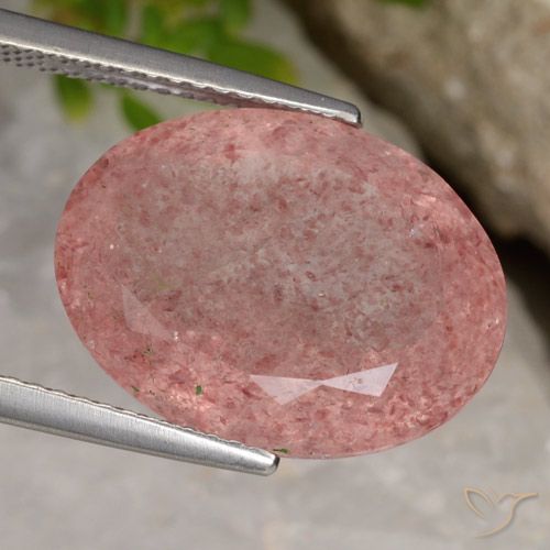 10.23ct Natürlicher tiefrosa Erdbeerquarz, Oval, Lichtdurchlässig