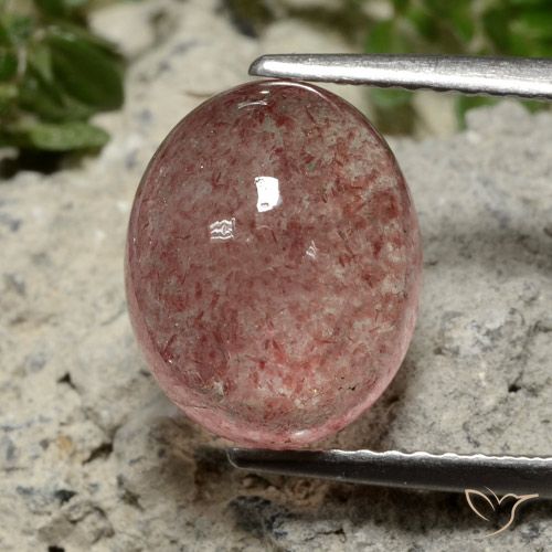 4.18ct Natürlicher rose-rosa Erdbeerquarz, Oval, Lichtdurchlässig