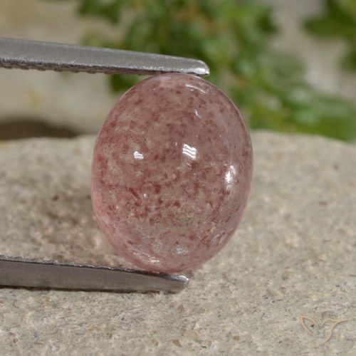 3.90ct Natürlicher Rosa Ton Erdbeerquarz, Oval, Lichtdurchlässig