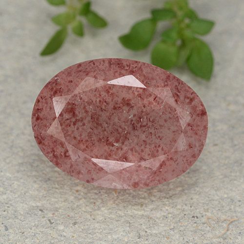 5.56ct Natürlicher Mittel-Dunkelrosa Erdbeerquarz, Oval, Lichtdurchlässig